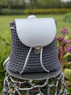 1 forme tweekleurige tas